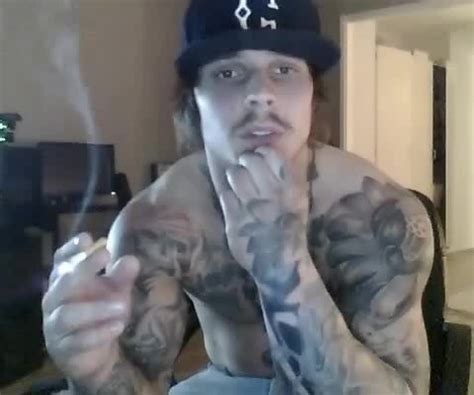 Smoke Smokin Hot Stud Smoking ThisVid