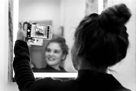 5 Tips How To Take A Good ‘selfie Mae Photography Colchester And