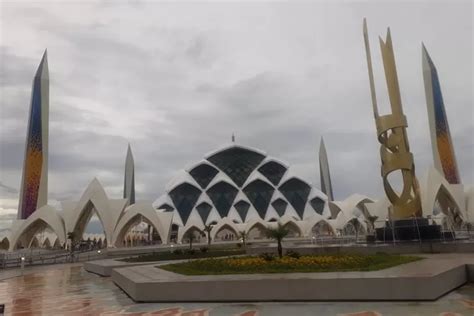 Seratusan Pengurus Dkm Masjid Al Jabbar Dilantik Didominasi Kepala