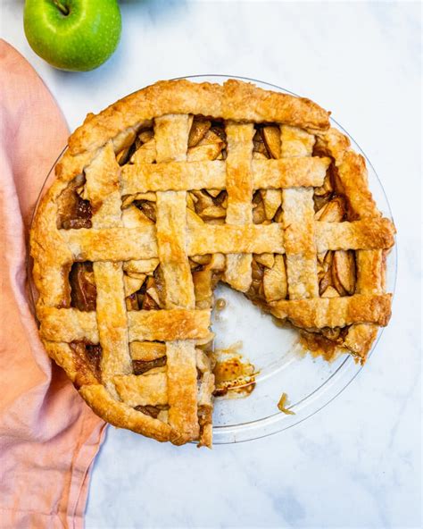 Classic Vegan Apple Pie A Couple Cooks