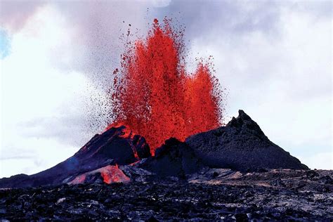 Hawaiis Kīlauea Volcano Enters Explosive Activity Phase Again