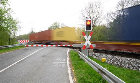 M Nster J Hriger Wird Von Zug Erfasst Und Stirbt