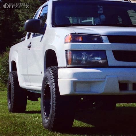 Wheel Offset Chevrolet Colorado Aggressive Outside Fender