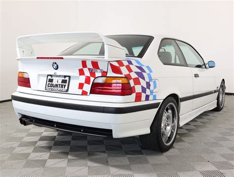 Lovely 1995 Bmw M3 Lightweight Is Already A Classic Carscoops