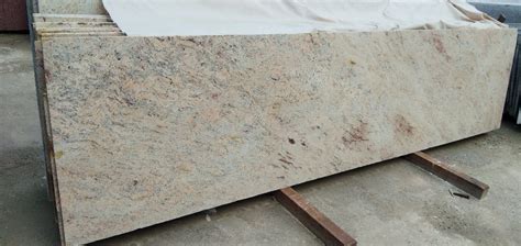 Polished Shiva Gold Granite Thickness 20 25 Mm For Flooring At Rs