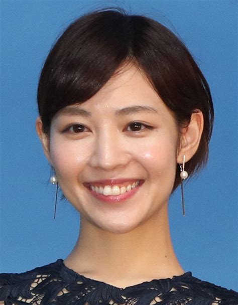 「ビズリーチ美女」吉谷彩子 学祭でメイド姿に！大学時代の思い出ショット 「か、かわいすぎ」「天使」― スポニチ Sponichi Annex 芸能