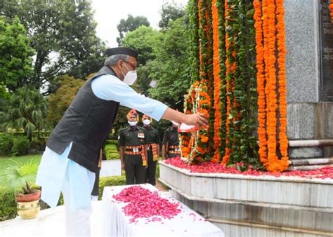 कारगिल विजय दिवसः शहीदों के शौर्य को नमन कर रहा उत्तराखंड सीएम