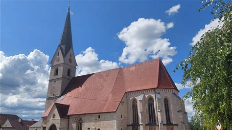 GOTTESHÄUSER 8 Pfarrkirche zu Maria Himmelfahrt in Weißkirchen an der