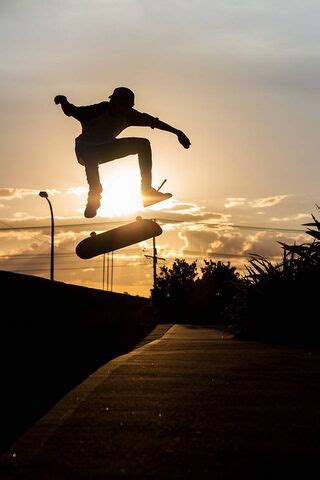 Skate Boy Wallpaper - Download to your mobile from PHONEKY