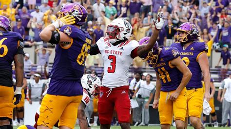 Nc State Football Holds On To Beat Ecu 21 20 In Opener The State