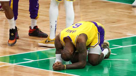 NBA Fans React To Viral Picture Of LeBron James Looking Heartbroken