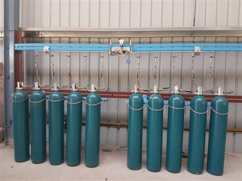 Oxygen Cylinder Manifold System At 220000 Oxygen Cylinder Manifold