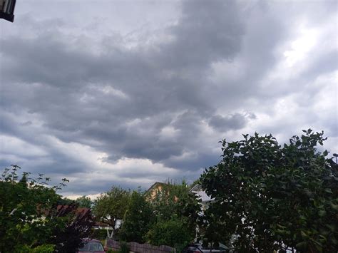 Jetzt Dwd Warnung Vor Schwerem Gewitter Innpuls Me