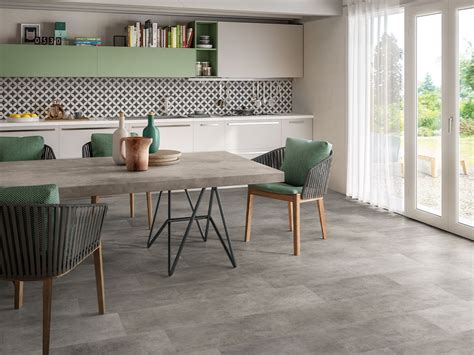 Pavimento Spc Space Anthracite Effetto Cemento Grigio Scuro Iperceramica