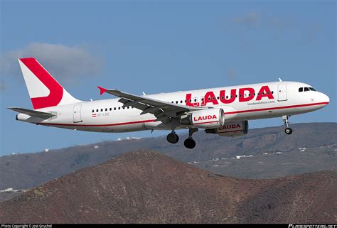 OE LOO LaudaMotion Airbus A320 214 Photo By Jost Gruchel ID 1060651