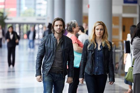 12 Monkeys Tv Show - When Does 12 Monkeys Season 3 Start Premiere Date Renewed Release Date Tv ...