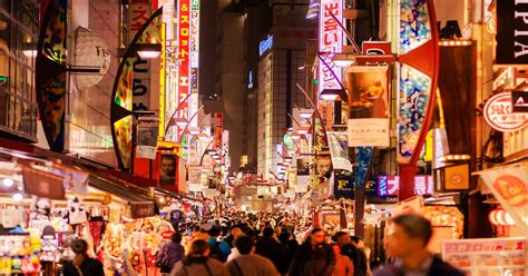 What to Do on Ameyoko Street in Tokyo