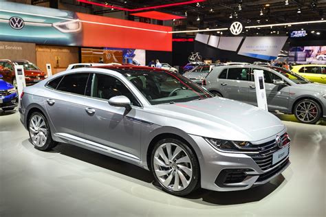 3 Advantages the 2023 Volkswagen Arteon Has Over the Dodge Challenger