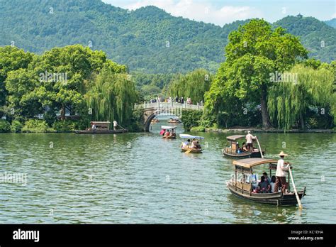 Hangzhou bridge hi-res stock photography and images - Alamy