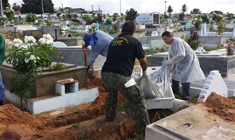 Sem Identifica O Corpos Ser O Enterrados Como Indigentes Em