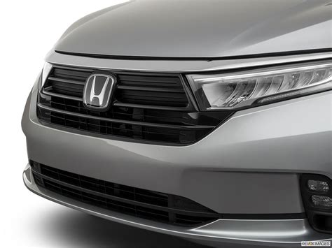 New Honda Odyssey Photos Prices And Specs In Uae