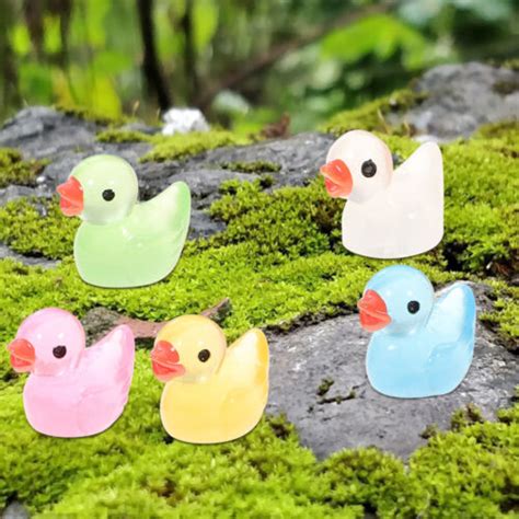 10 50pcs Tiny Rubber Ducks Mini Duck Glow In The Dark Mini Resin Figure