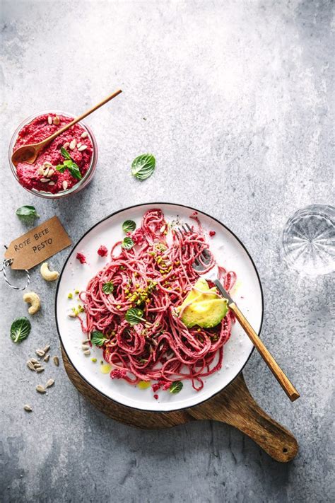 Sojabohnen Spaghetti Mit Rote Bete Pesto Rezept Rote Bete