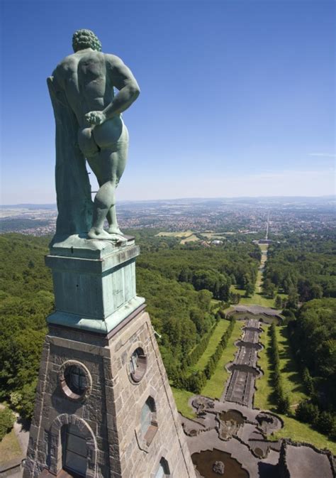 A kasseli Wilhelmshöhe hegyi park Németország 38 UNESCO világöröksége