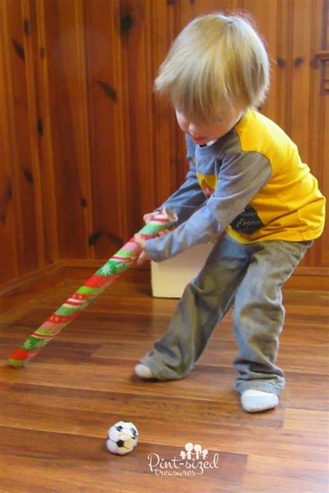 Christmas Wrapping Paper Hockey Game · Pint Sized Treasures