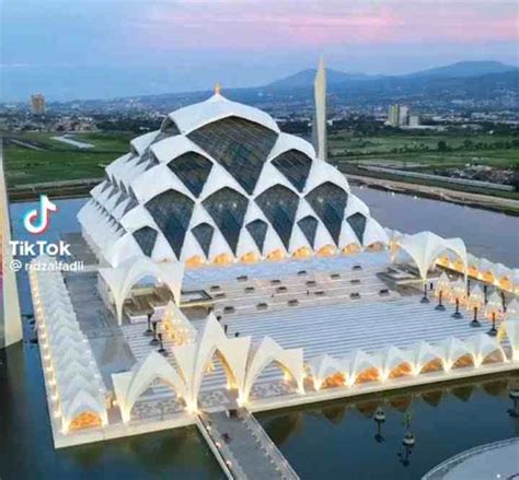 7 Fakta Masjid Al Jabbar Mulai Dari Awal Pembangunan Hingga Hari Ini