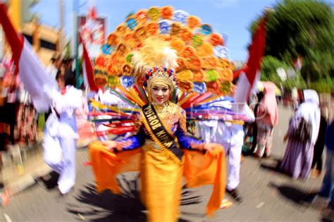 Karnaval Keberagaman Budaya Indonesia Antara Foto