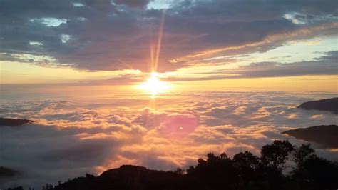 MIRADOR DE CAMINO REAL BILOVÁN Atardecer Ecuador Corto Colchón