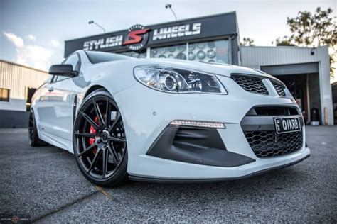 Holden Hsv Commodore Vf White Koya Sf Wheel Front