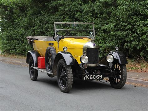 1925 MORRIS COWLEY BULLNOSE FOUR SEAT TOURER Fabricante MORRIS