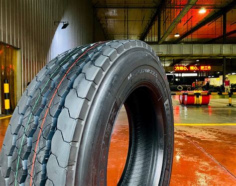 High Quality All Steel Tubeless Radial Tbr Truck Bus Tire R