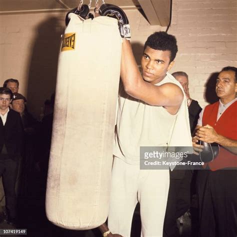 173 Cassius Clay 1960 Stock Photos High Res Pictures And Images