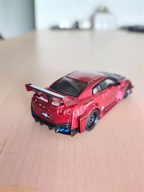 Nissan Skyline Gt R R Lbwk Modelos A Escala Coches Color Rojo