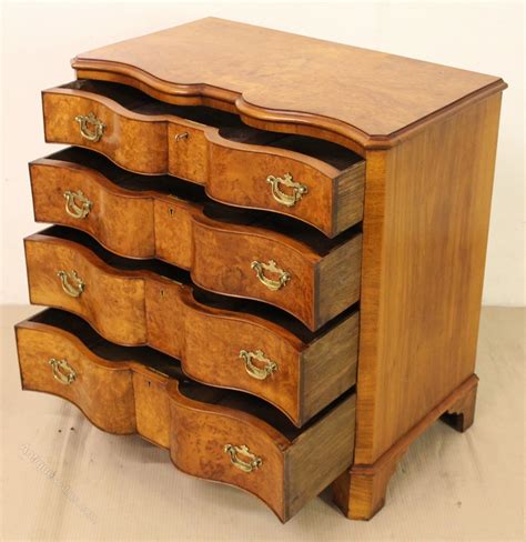 Burr Walnut Serpentine Fronted Chest Of Drawers Antiques Atlas