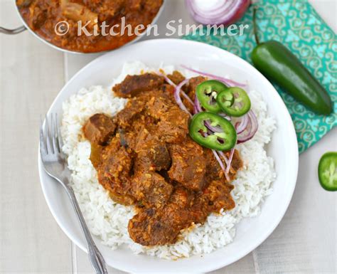 Kitchen Simmer: Indonesian Beef Rendang Curry