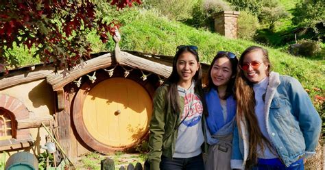 Fra Auckland Hobbiton Waitomo Caves Heldagstur Getyourguide