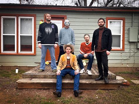 A new collaborative album will soon feature the talented camilla cruz 2