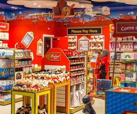 Hamleys Store Information | Heathrow Reserve & Collect