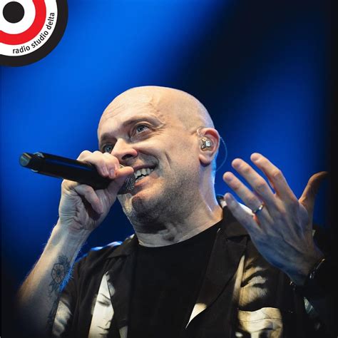 Max Pezzali Festeggia 30 Anni Di Carriera Radio Studio Delta