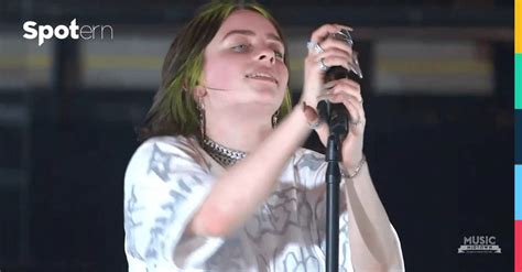 Billie Eilish Live At Music Midtown V Tements Mode Marque