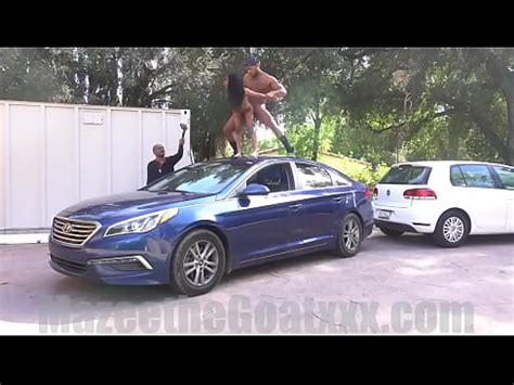 Mini Stallion Fucks Sucks MazeetheGoat XVIDEOS