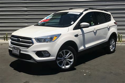 Certified Pre Owned 2018 Ford Escape SE 4WD 4D Sport Utility