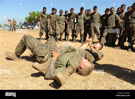 Guatemaltekische Marine Und Marinesoldaten Fotos Und Bildmaterial In