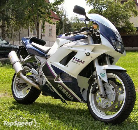 YAMAHA FZR1000 Review And Photos