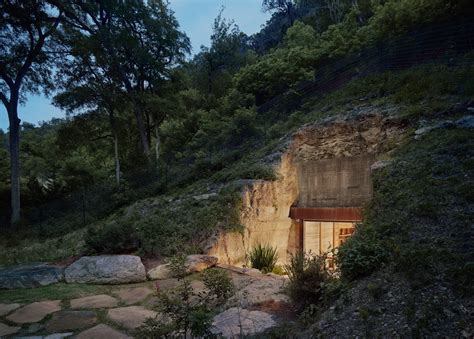 Architecture of the Underground: 6 Modern Cave Dwellings Inspired by
