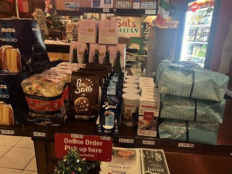 Food critics provide an explanation of sal's radford and its success 8